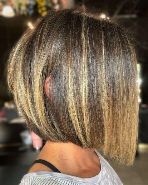 Inverted Lob with Rounded Back Mid Length Inverted Bob, Long In Front Short In Back Hair Bob, Medium Inverted Bob Haircuts, Mid Length Stacked Bob Haircut, Stacked Lob Haircut, Shoulder Length Inverted Bob, Reverse Bob Haircut Medium, Slanted Bob Haircut, Choppy Lob Haircut Mid Length Textured Bob