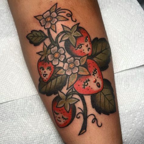 Mouse And Strawberry Tattoo, Tattoos With Meaning For Men, Strawberry Tattoos, Inner Lip Tattoo, Gap Filler Tattoo, Tattoos Masculinas, Tattoos 2023, Phone Screensaver, Strawberry Tattoo