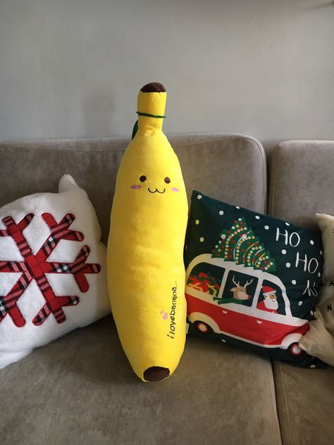 Idk just got a gigant banana plush😚 Banana Plushies, Len Cosplay, Banana Plush, Cute Squishies, Cute Stuffed Animals, Samara, Ducks, Stuffed Animals, Shopping List