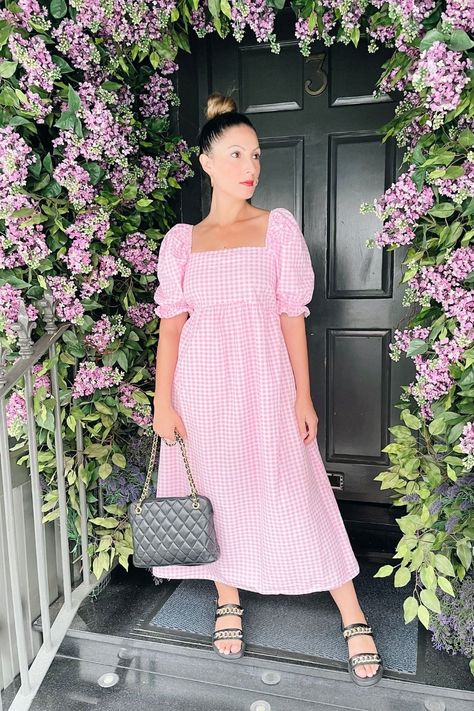 Pink Gingham Dress Outfit, Black And Gold Accessories, Gingham Dress Outfit, Clothing Apps, Pink Gingham Dress, Wearing Color, Sustainable Style, Pink Gingham, Sleeved Dress