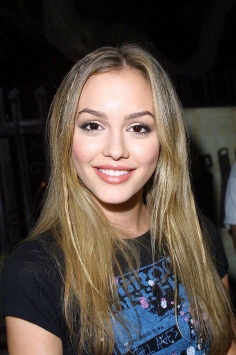 Leighton Meester, 90s Hairstyles, Tom Kaulitz, Hairstyles For Women, Braids, Hairstyles, For Women, Plaits