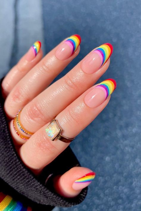 Pride Nails Designs, Pride Nails, Flag Nails, Rainbow Nails Design, Usa Nails, Minimalist Nail Art, Nail Art Designs Summer, Rose Gold Nails, Trendy Nail Design