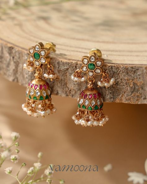 Kundan Jhumka Galore! Shop our latest collection of Southern style kundan jadau jhumka earrings perfect for all your bridal and traditional looks! The combination of pearls with vibrant gemstones is a characteristic feature of South Indian Kundan jewelry. Shop online at yamoona.co or DM us for price and shipping details #IndianBride #Jhumkas #GoldJewelry #IndianJewellery #Trending #BridalJewellery #Yamoona #EmeraldJewelry #SilverEarrings #SilverJewelry #925Silver #GoldPlated #KundanJadau #S... Jadau Jhumka, Kundan Jhumka, Jhumka Designs, Kundan Jewellery Bridal, Jewellery Bridal, Kundan Jewelry, Traditional Earrings, Girly Art Illustrations, Jhumka Earrings