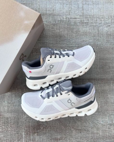 ON Cloudrunner 2 “White/Gray” Cute Shoes, Crossfit, Shoe Boots, Sport Shoes, Gym, Boots, Sneakers, Sports, Grey