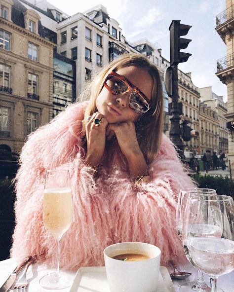 ANDREA HEGARD 🐬 on Instagram: “Déjeuner á Paris... 🥂🍰💅 @pellobelloshop #pwf” Pink Fur Coat, Baby Pink Aesthetic, Super Rich Kids, Pink Aura, Pink Life, Lifestyle Art, Princess Girl, Pink Girly Things, Stockholm Fashion