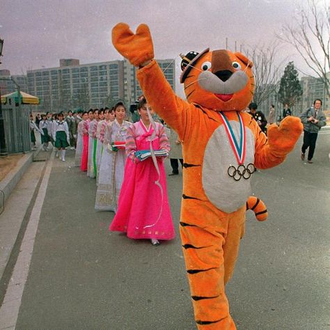 Seoul 1988 Olympics - Hodori the Tiger Olympic Aesthetic, Olympic Mascots, The Tiger, World Cup, South Korea, Seoul, Quick Saves