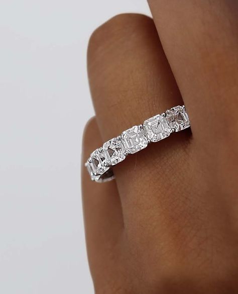 Asscher cuts are often compared to square emerald cuts and share the super chic clean lines. This stunning Asscher cut statement eternity ring is both glam and sophisticated, and can be worn on its own, as a wedding band! Featured carat weight: 5.61 TCW Setting: Farah 🎀 Buy now pay later with Klarna, from 0%⁠⁠ 🔒 UK Hallmarked & Assay Assured⁠⁠ 🌎 Free Worldwide Shipping⁠⁠ 💍 Customise this design 📧 hello@lilyarkwright.com 📞+44 (0) 161 537 6773 Square Ring With Wedding Band, Asscher Wedding Band, Lab Grown Engagement Ring, Gemstone Engagement, Asscher Cut, Square Rings, Buy Now Pay Later, Gemstone Engagement Rings, Wedding Looks