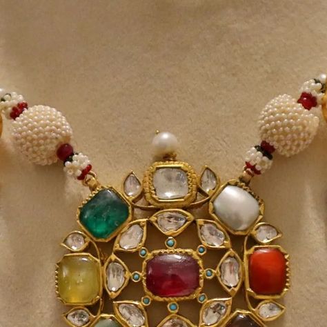 Indian Heritage Jewellery, Mughal Jewellery, Jadau Necklace, Heritage Jewellery, Jewellery Vintage, Indian Heritage, Indian Wedding Jewelry, Fine Jewels, Jewelry Collection