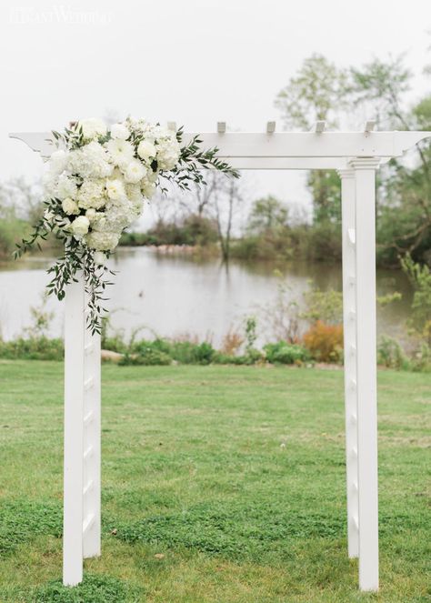 White Wedding Arch, Classic Romantic Wedding, Romantic Wedding Receptions, Wedding Ceremony Arch, Romantic Wedding Cake, Wedding Arch Flowers, Wedding Arbour, Arch Flowers, All White Wedding