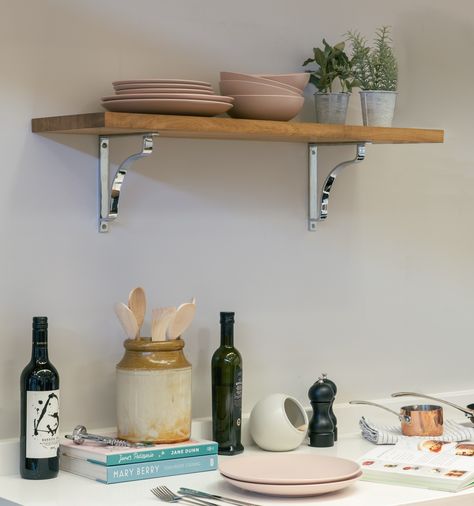 Discover the sleek design of our Polished Chrome Abingdon Shelf Bracket, perfect for adding a modern touch to your kitchen ✨ Explore our range of matching products to create a harmonious look. . . . . #fromtheanvil #ironmongery #shelfbrackets #kitchenaccessories #kitchendesign #shelfdecor #openshelving Anvils, Shelf Bracket, Chrome Hardware, Shelf Brackets, Drawer Pull, The Navy, Shelf Decor, Drawer Pulls, Open Shelving