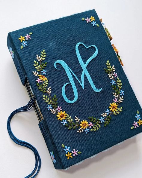 Ruth 🪡 (@journallyours) • Instagram photos and videos Dairy Cover Design Ideas, Dairy Cover Design Diy, Diary Cover Design, Fashion Illustration Collage, Cover Books, Book Cover Diy, Diary Covers, Hand Sewing Projects, Hand Embroidery Patterns Flowers