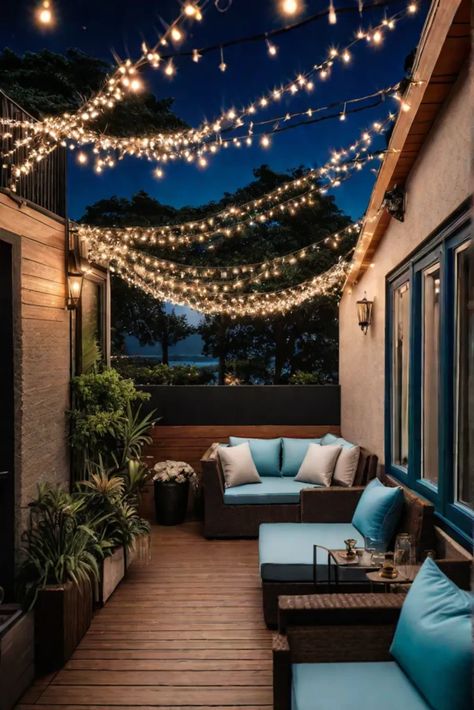 Festive balcony with fairy lights Fairy Lights Balcony, Balcony Fairy Lights, Balcony Lighting Ideas, Dream Balcony, Rooftop Lighting, Balcony Lights, Creative Lighting Ideas, Outdoor Balcony Ideas, Farmhouse Dining Room Lighting