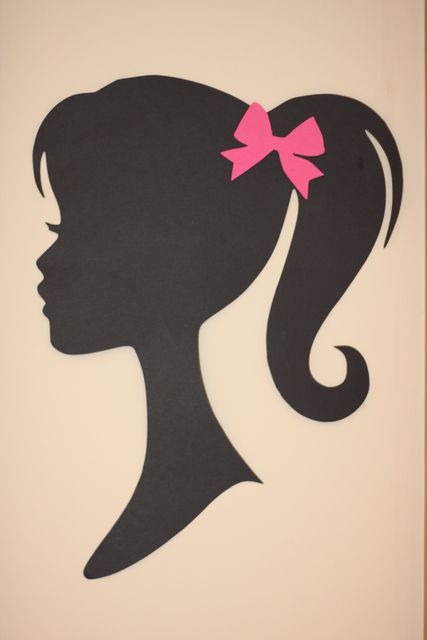 Vintage Barbie #barbie #vintage Transférer Des Photos, Princess Silhouette, Desain Quilling, Barbie Birthday Party, Barbie Theme, Eyes Wallpaper, Siluete Umane, Im A Barbie Girl, Wallpaper Tumblr