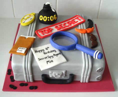 Spy themed birthday cake - Catherine's Cakes Perth Spy Kids Party, Spy Cake, Secret Agent Party, Spy Birthday Parties, Detective Party, Spy Party, Happy 6th Birthday, Spy Kids, 9th Birthday Parties