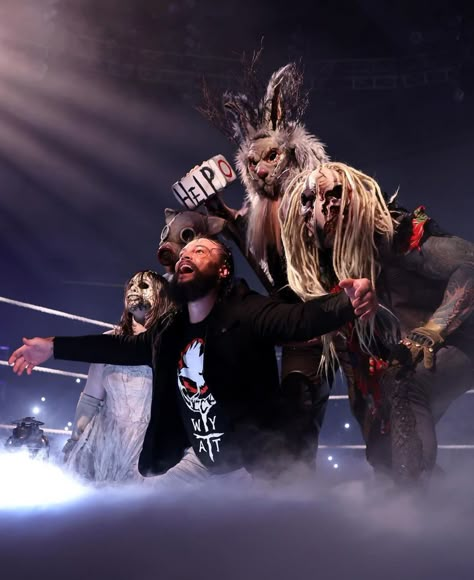 Wyatt Sick6, Wwe Wyatt Family, Wrestling Wallpaper, Uncle Howdy, Bo Dallas, Fiend Bray Wyatt, The Fiend Bray Wyatt, Wwe Bray Wyatt, The Wyatt Family