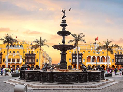 Lima (Peru) — Austin Sister Cities International Photo Exhibit, Spanish Conquistador, Lima Peru, South America Travel, Spanish Colonial, Urban Area, South American, America Travel, Tourist Destinations