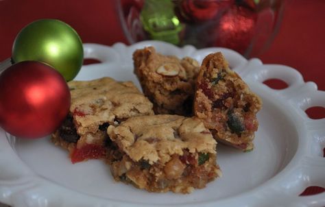 Fruitcake Bar Cookies Fruit Cake Cookies Recipe, Cinnamon Recipe, Cookies Fruit, Fruit Cake Cookies, Recipe Cake, Fruitcake Recipes, Cookie Cake Recipe, Cake Packaging, Cake Bars