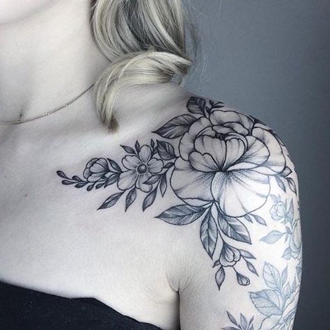 Tattoo artist: Yarina Chaplinskaya Tattoo Placements, Geometric Tattoos, Cat Tattoos, Disney Tattoo, Geniale Tattoos, Butterfly Tattoos, Tiny Tattoo, Shoulder Tattoos For Women, Arm Tattoos