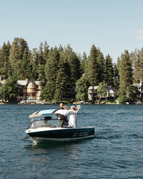 This sun has me reminiscing on last years Lake Arrowhead Wedding Day for @ashleypotato and @jamissnow I loved their choice on venue so perfect by the lake surrounded by Mother Nature just making everything look gorgeous! They had their wedding at @lakearrowheadresortandspa with the most beautiful views! We took a stroll through the property and they had a boat take us to their reception. #lakearrowheadweddings #lakearrowheadcalifornia #lakearrowheadphotographer #southerncaliforniaweddings ... Lake Arrowhead California, Lake Arrowhead, Mom Wedding, By The Lake, Wedding Southern California, Beautiful Views, Mother Nature, Photo Ideas, Wedding Photos