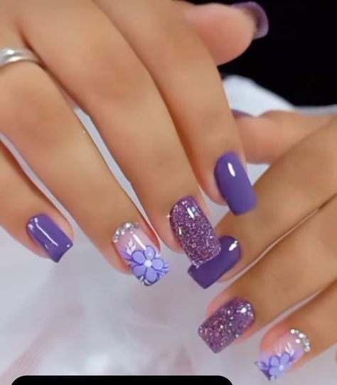 College Nails, Purple Ombre Nails, Purple Nail Art, Manicure Nail Designs, Spring Acrylic Nails, Cute Simple Nails, Pretty Nail Art Designs, Nail Swag, Pretty Nail Art