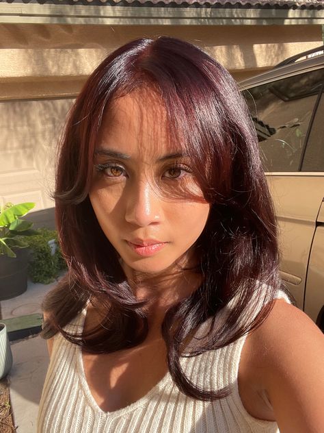 Dark Cherry Cola Hair, Dark Mahogany Hair, Dark Cherry Hair Color, Dark Cherry Hair, Hair Color Cherry Coke, Cherry Cola Hair Color, Cola Hair, Dark Burgundy Hair, Hair Color For Morena