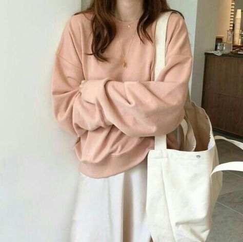 Pink And Orange Outfit, Peach Sweatshirt, Ulzzang Outfit, Suits Tv, Peach Colour, Plain Sweatshirt, Beige Blouse, Orange Outfit, Minimal Outfit