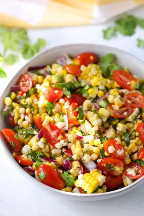 Fresh crunchy corn, juicy cherry tomatoes, and jalapeno make this summer corn salad the perfect summer side. #cornsalad #veggies Corn Tomato Salad, Salad Recipes Gluten Free, Crunchy Corn, Cherry Tomato Salad, Tomato Relish, Summer Veggies, Summer Corn Salad, Easy Salad, Summer Corn