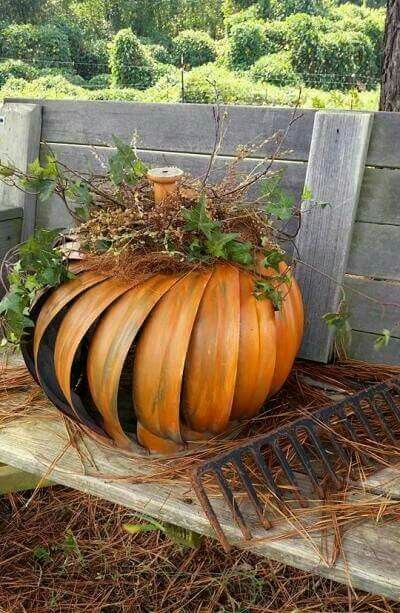 Roof vent turbine pumpkin                                                       … Peter Pumpkin, Flea Market Gardening, Hallowen Ideas, Fall Deco, Autumn Decorating, Fall Outdoor Decor, Autumn Crafts, Fall Projects, Fabulous Fall