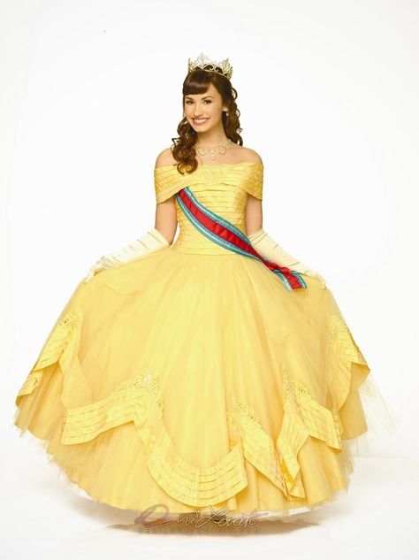 Princess Protection Program, Walt Disney Princesses, Disney Live Action Movies, Disney Channel Original, Images Disney, Celebrity Halloween Costumes, Disney Channel Stars, Character Inspired Outfits, Stage Costume