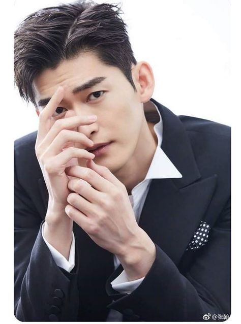 Be My Contractual Wife - Job Order: Be My Contractual Wife - Wattpad Zhang Ming En, Hans Zhang, Zhang Han, Lee Min Ho Songs, Song Seung Heon, Asian Men Hairstyle, Most Handsome Actors, Asian Inspiration, Chinese Man