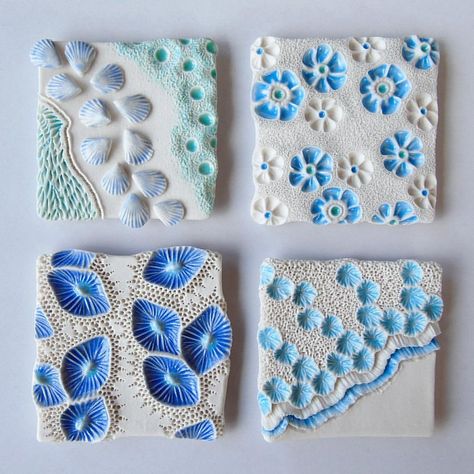 Ceramic Tile Art, Ceramic Texture, Handmade Ceramic Tiles, Clay Wall Art, Beautiful Pottery, Ceramic Wall Art, Clay Tiles, Pottery Techniques, Blue Tiles