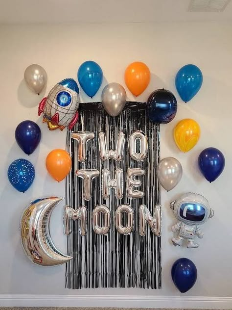 Space Balloons, Astronaut Balloon, Moon Birthday Party, 30th Birthday Balloons, Moon Balloon, 2nd Birthday Party For Boys, Moon Birthday, Two The Moon, Hanging Items