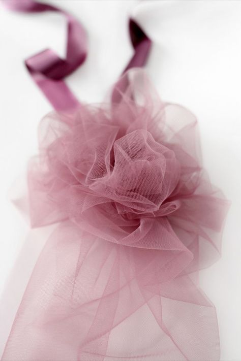 Burlesque Accessories, Easy Diy Fashion, Rose Choker, Wedding Photo Shoot, Tulle Flowers, Flower Choker, Soft Tulle, My Team, Bow Sneakers