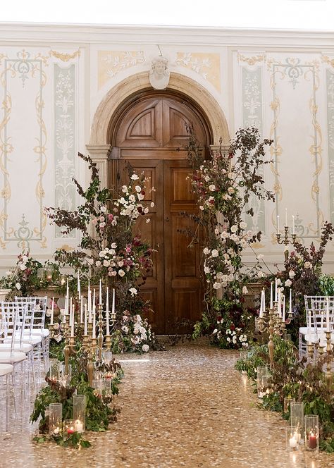 The Magic of Venice comes alive in this enchanting editorial that captures the essence of romance and elegance in a city rich with history❤️💐  More of this wedding content at the link!   Venue  @hotelmonacograndcanal Workshop Host   @amv_retreats Wedding Planning, Styling & Design  @amv_weddings Florist  @flowersliving  #wedding #destinationwedding #weddingplanner #romanticwedding #love #venice #veniceitaly #italianwedding #venicewedding #luxurywedding #weddinginspo #2025bride #thewhitewren Italian Fireplace, Dutch Wedding, Vintage Wedding Venues, Venetian Wedding, Elegant Floral Wedding, Wedding Content, 2025 Wedding, Luxurious Wedding, Trendy Flowers