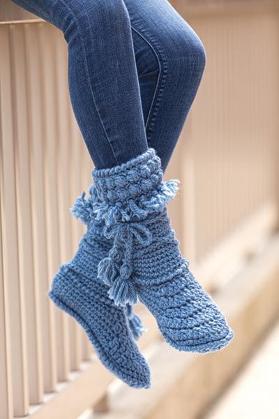 Mukluk Boots, Annie's Crochet, Crochet Boots, Knitted Booties, Booties Crochet, Crochet Booties, Crochet Socks, Crochet Fall, Purl Stitch