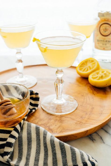 Bee's Knees Cocktail Recipe - Cookie and Kate Bees Knees Drink, Bees Knees Cocktail, Cocktails Made With Gin, Sweet Potato Seasoning, Cookie And Kate, Lemon And Honey, Honey Simple Syrup, Quinoa Sweet Potato, Gin Recipes