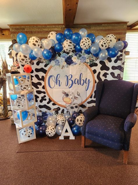 Cow Baby Shower Theme Boys, Cow Print Baby Shower Ideas Boy, Cow Baby Shower Cake, Baby Shower Ideas Boy, Cowboy Baby Shower Theme, Cow Baby Shower Theme, Western Baby Clothes, Cow Baby Shower, Babby Shower