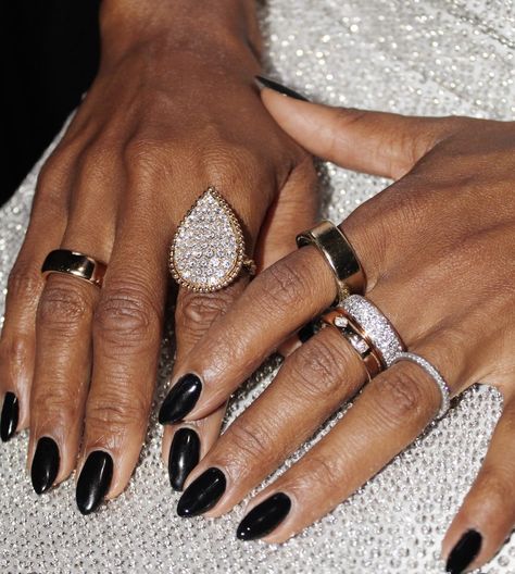 Silver Rings Aesthetic Black Women, Rings Aesthetic Black Women, Silver Rings Aesthetic, Rings Aesthetic, Celebrity Nails, Aesthetic Black, Nail Art Inspiration, Nail Trends, Black Aesthetic