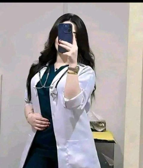 Medical Student Outfit, Best Couple Pics For Dp, Doctor Outfit, Girly Dp, Arabian Women, Couple Pics For Dp, Hijab Trends, Iranian Women Fashion, Fancy Dresses Long