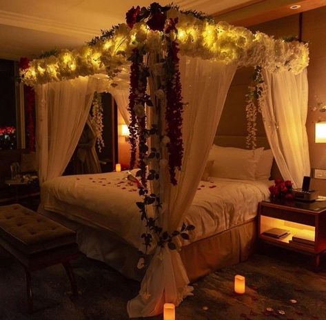 Bridal Room Decor, Wedding Night Room Decorations, Romantic Bedroom Design, Night Room, Rooms Decoration, Romantic Room Decoration, Wedding Bedroom, Wedding Bed, Wedding Room Decorations