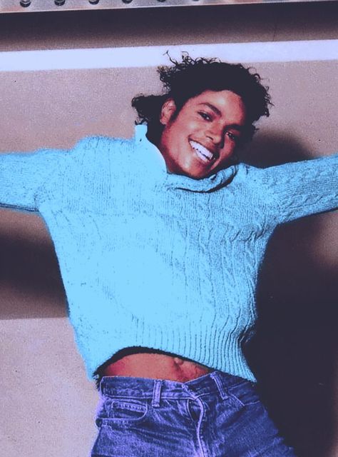 30 Vintage Photographs of a Young and Handsome Michael Jackson in the 1980s ~ vintage everyday Hee Man, Michael Jackson Wallpaper, Michael Jackson Rare, Photos Of Michael Jackson, Michael Jackson Smile, Joseph Jackson, Michael Jackson Bad, King Of Pop, Michael Jackson Pics