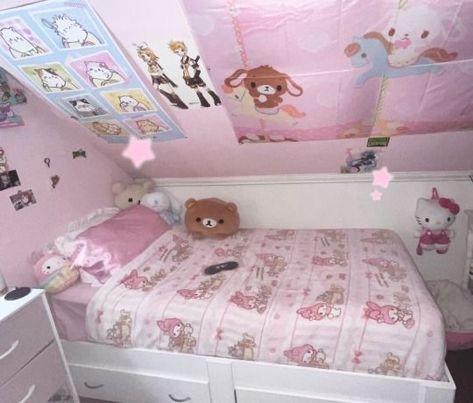 Kawaiicore Pfp, Kawaii Room Ideas, Kawaii Bedroom, Pink Room Decor, Cute Bedroom Ideas, Cute Bedroom Decor, Cute Room Ideas, Aesthetic Rooms, Pretty Room