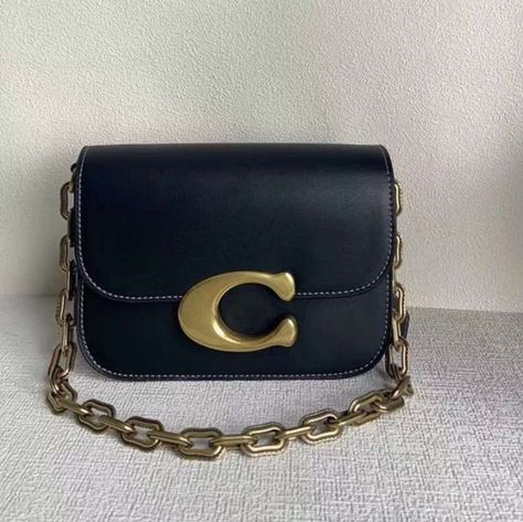 NWT COACH Idol Bag - CM557 Coach Handbags, Chain Strap, 4 H, Calf Leather, Handbags, Chain, Closet, How To Wear, Clothes Design