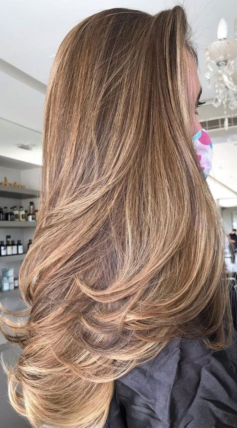 Highlights, Color, Hair cut and much more in LA and Beverly Hills call or text at 213-793-1917 Brown Hair Looks, Brunette Hair With Highlights, Vlasové Trendy, Gorgeous Hair Color, Honey Blonde Hair, Beautiful Hair Color, Brown Hair Balayage, Honey Hair, Light Hair Color