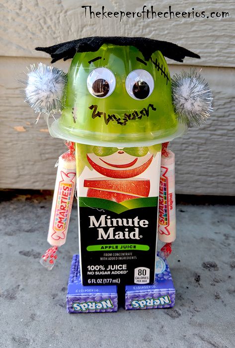 Halloween-juice-box-people Frankenstein juice box Halloween School Party Treats, Halloween Juice Box, Halloween Classroom Treats, Halloween Handout, Halloween Juice, Kids Food Crafts, Kids Halloween Gifts, Halloween Food Dinner, Classroom Halloween Party