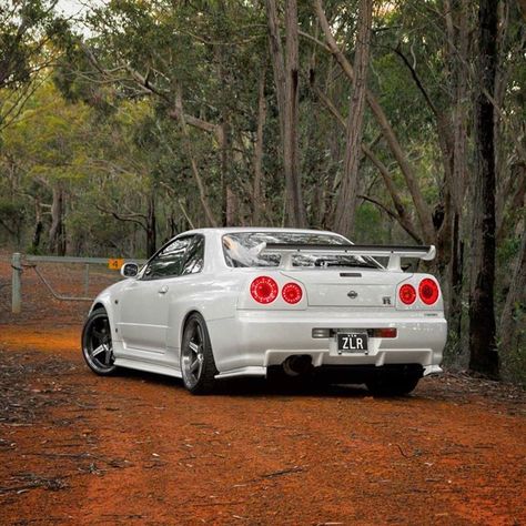 White #R34 Nissan skyline Skyline Nissan, Gtr Skyline, Nissan R34, Nissan Gtr R34, R34 Skyline, Skyline Gtr R34, R34 Gtr, R35 Gtr, Japanese Sports Cars