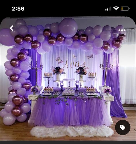 Purple Tablecloth Decorations, Quince Party Ideas At Home, Lilac Quince Recuerdos, Purple Sweet 15 Decorations, Purple 15 Dresses Quinceanera Decorations, Purple Quince Main Table, Purple And Gray Wedding Decorations, Quinceanera Party Ideas Decorations, Light Purple Quince Decorations