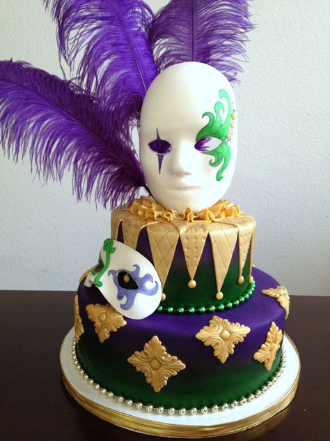 Mardi Gras Cake Ideas, Mardi Gras Desserts, Masquerade Cakes, Mardi Gras Cake, Mardi Gras Party Decorations, Mardi Gras Centerpieces, Mardi Gras Crafts, Special Event Cakes, Masquerade Theme