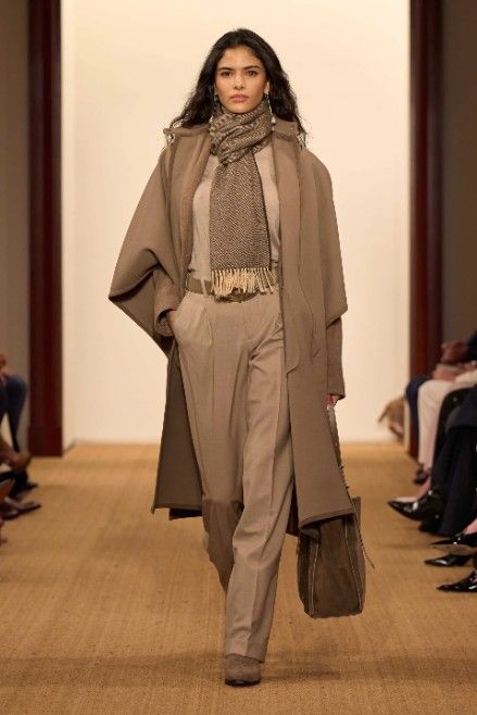 Ralph Lauren Runway, Fall Runway, Ralph Lauren Fall, Designer Ralph Lauren, Love Jeans, Ralph Lauren Collection, Fall 2024, Marie Claire, Look Fashion