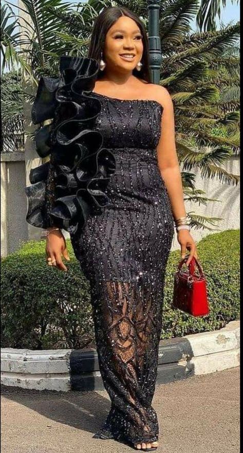 African Wedding Guest Dress, Wedding Guest Dress Lace, Lace Dress African, Dress Lace Design, Lace Dress Prom, Black Lace Gown, Evening Maxi Dress, Lace Dress Design, African Styles